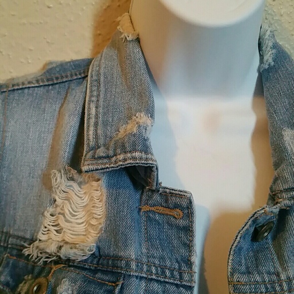 Jacket/Vest - Picture 2 of 4